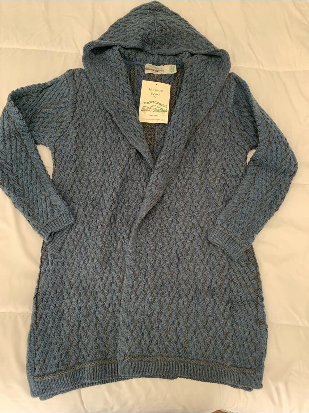 New with tags Aran Crafts womens merino wool sweater size L